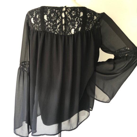 Black blouse Torrid Blouse Size 1 - Picture 2 of 8